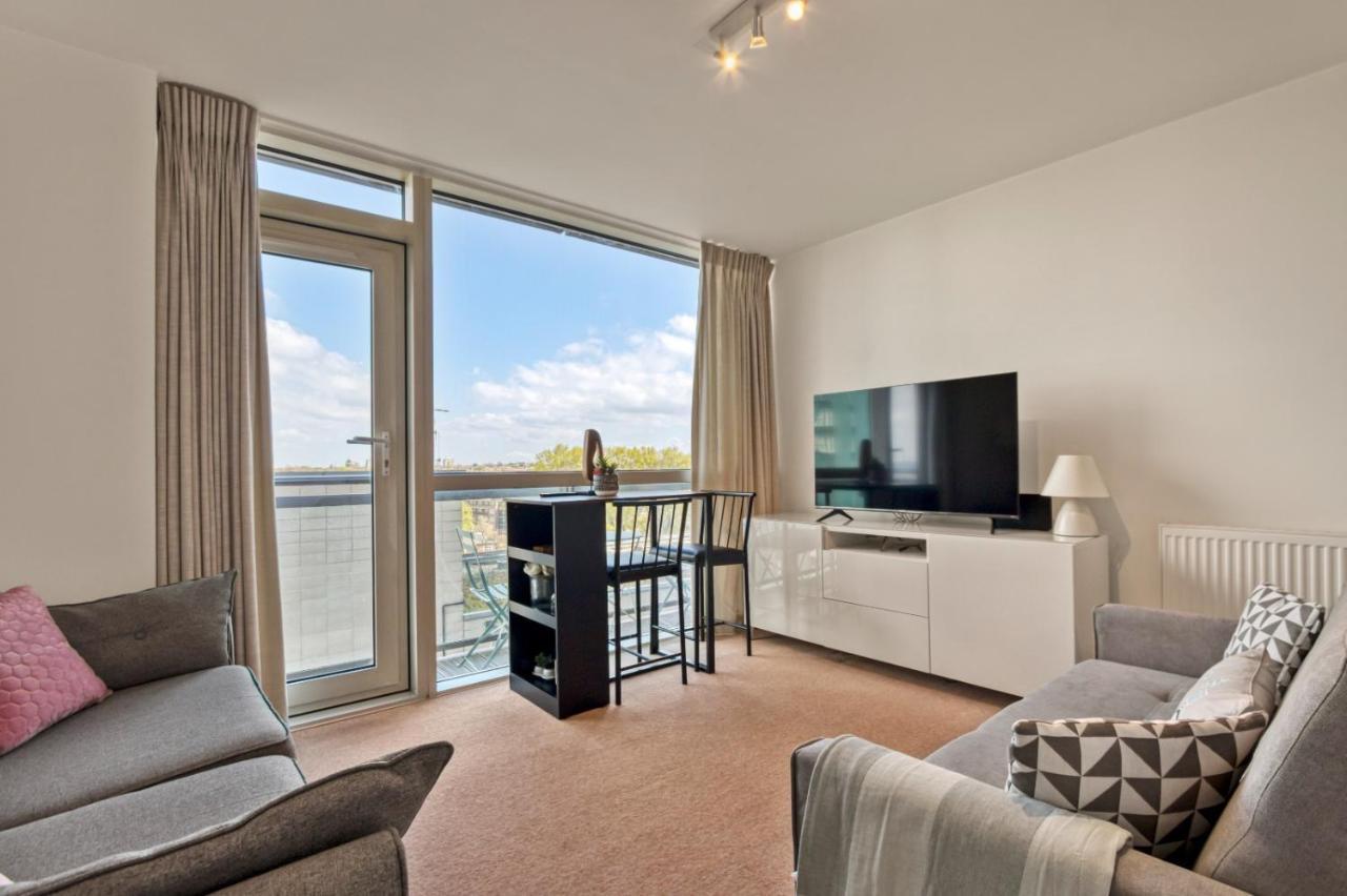 Delightful Apartment Wandsworth Лондон Екстериор снимка