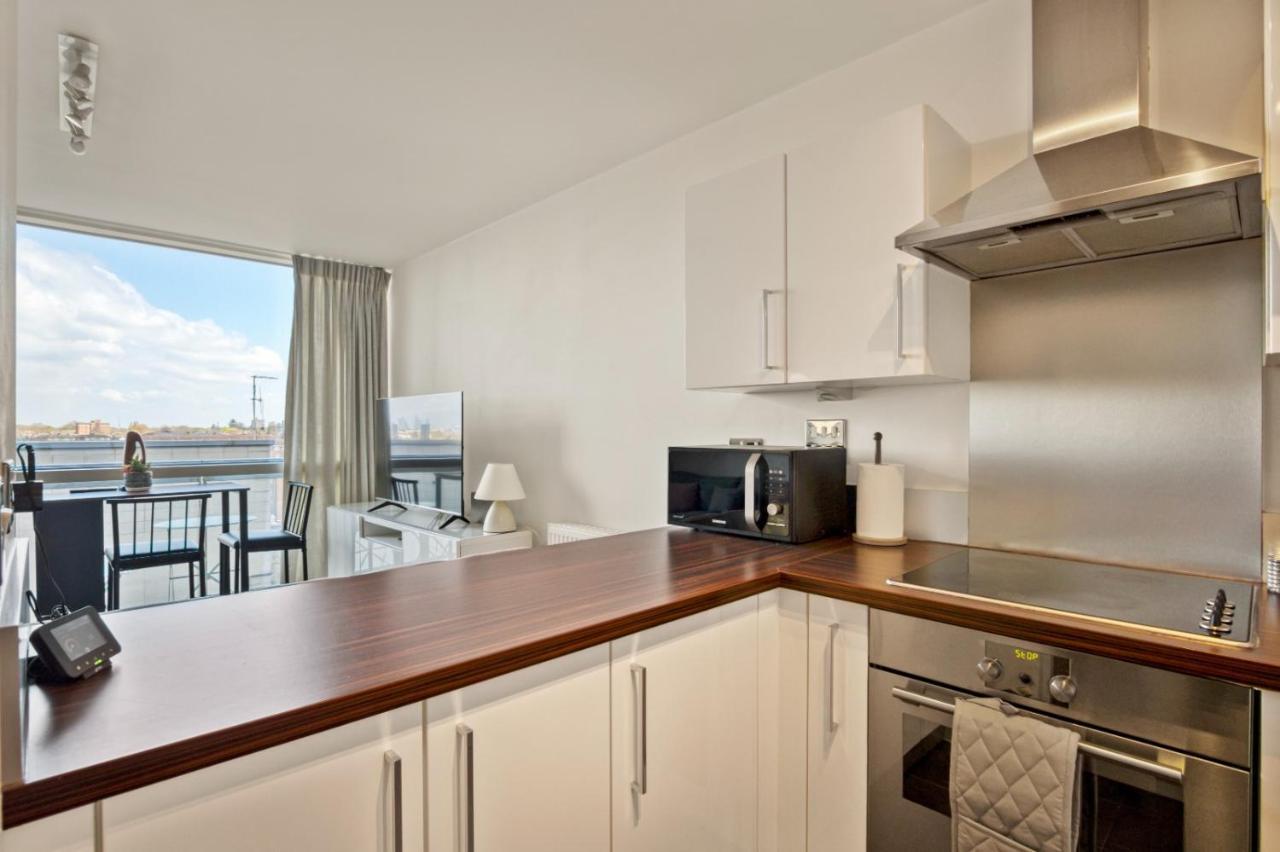 Delightful Apartment Wandsworth Лондон Екстериор снимка