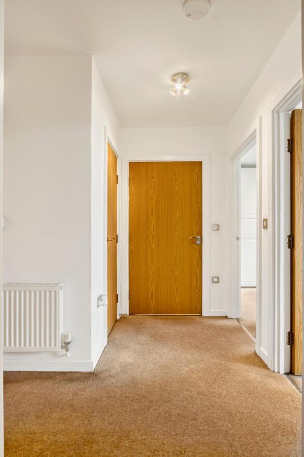 Delightful Apartment Wandsworth Лондон Екстериор снимка